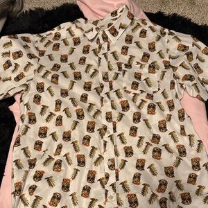 Vans White button down Shirt with Pineapple skull Design